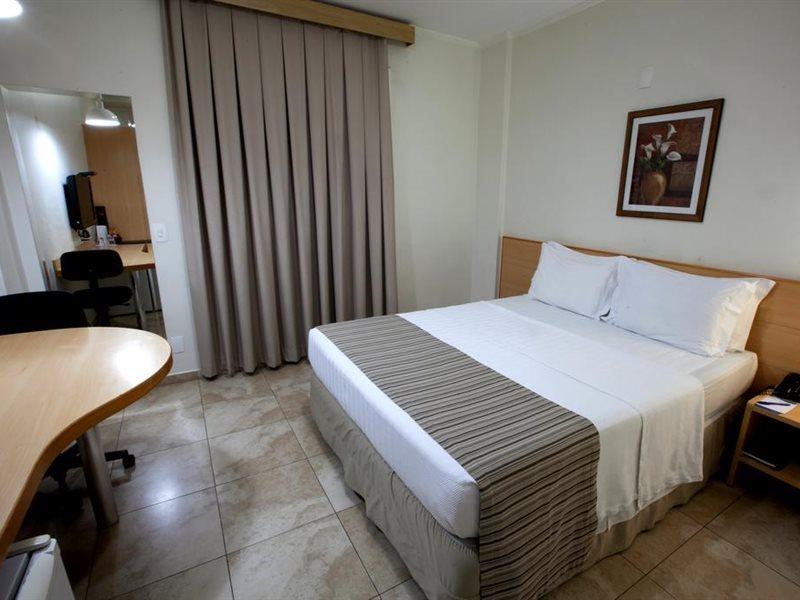 Oitis Hotel ゴイアニア エクステリア 写真